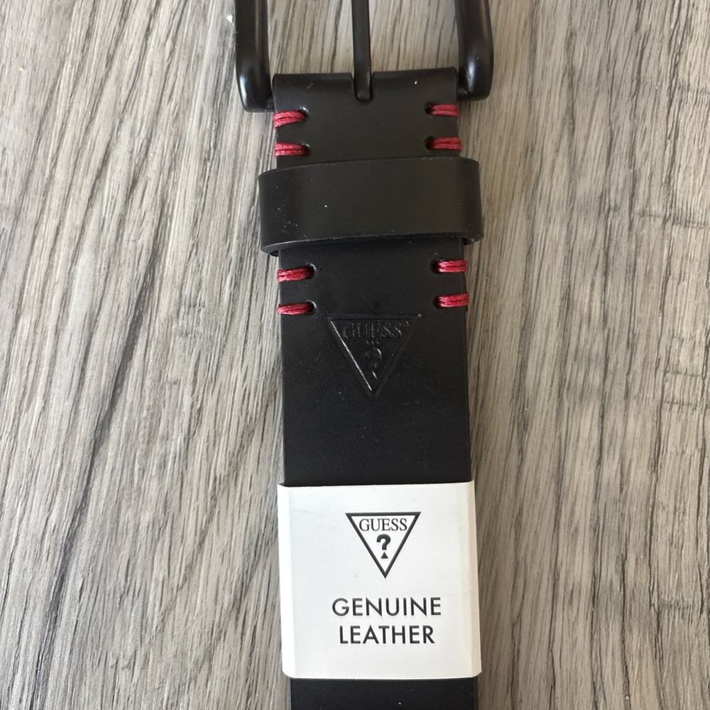 GUESS Black Genuine Leather Belt Size Medium 34-36 NWT